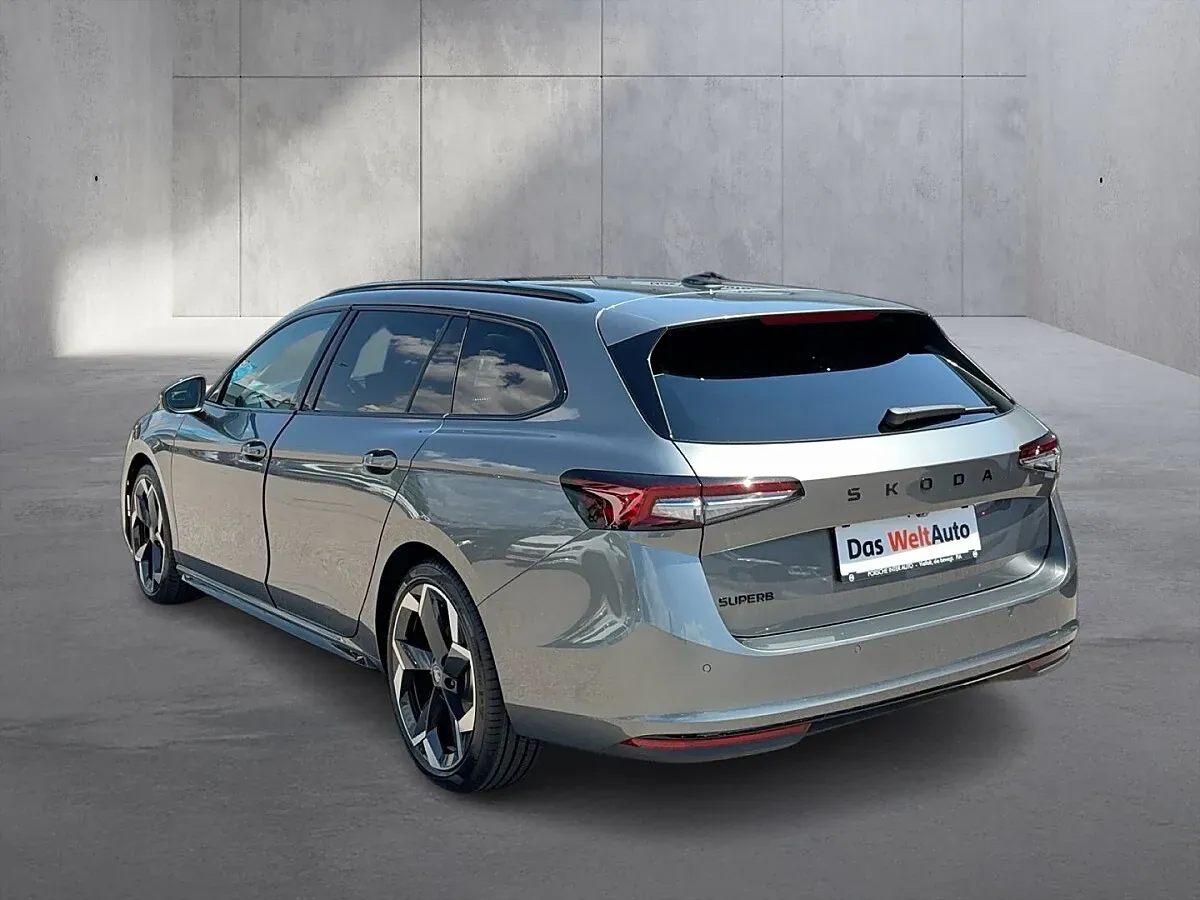 Skoda Superb 2026 photo 3