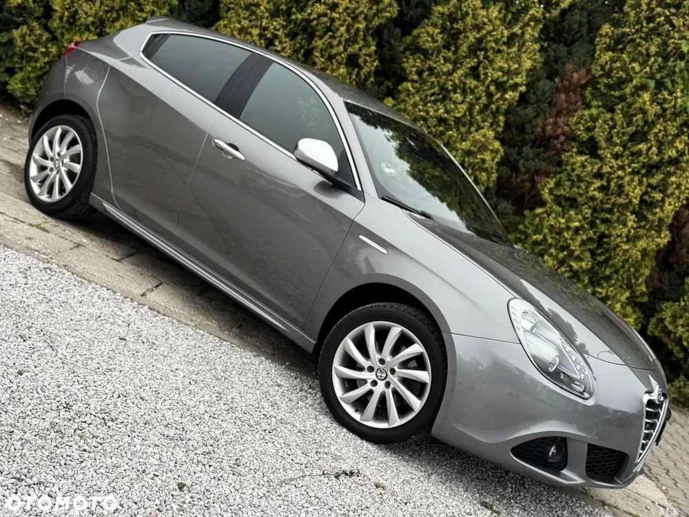 Alfa Romeo Giulietta 2013 photo 3