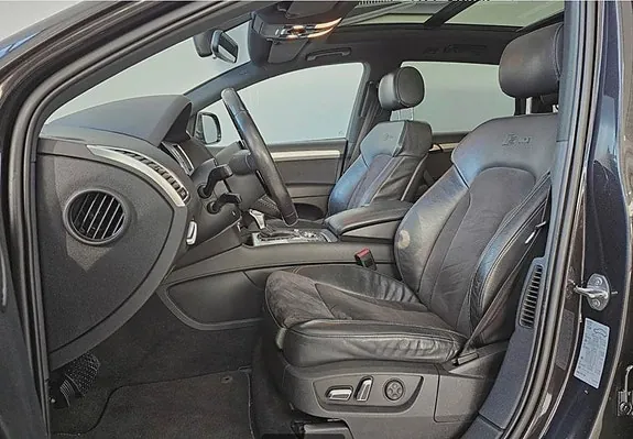 Audi Q7 2014 photo 3