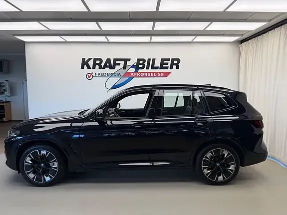 BMW Ix3 2024 photo 2