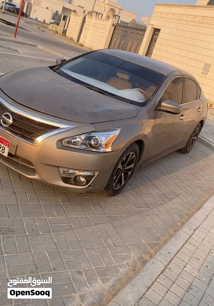Nissan Altima 2013 photo 2
