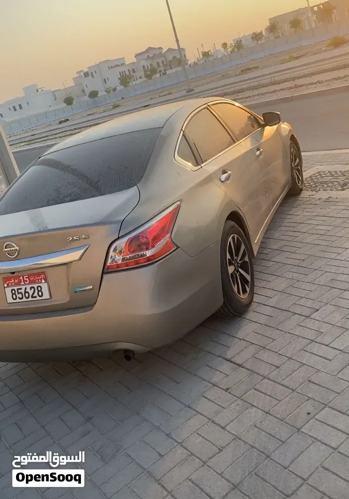Nissan Altima 2013 photo 4
