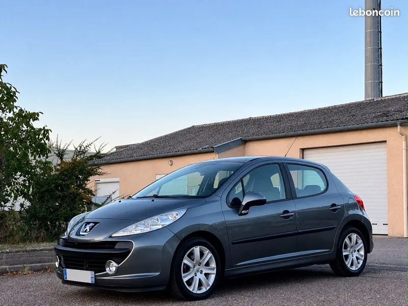 Peugeot 207