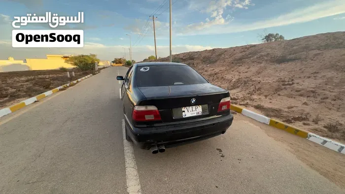 BMW 5 Series 2002 photo 2