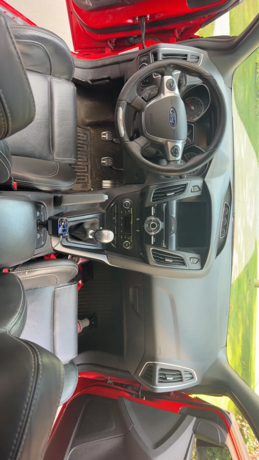 Ford Focus St 2014 photo 4