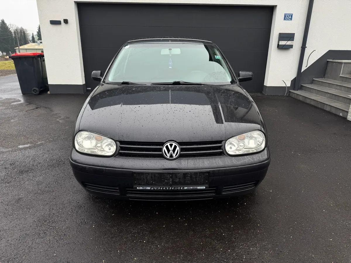 Volkswagen Golf 2003 photo 2