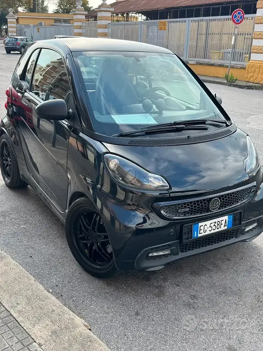 Smart Fortwo 2011 photo 3