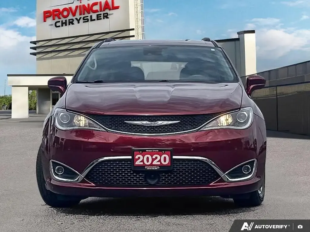 Chrysler Pacifica 2020 photo 2