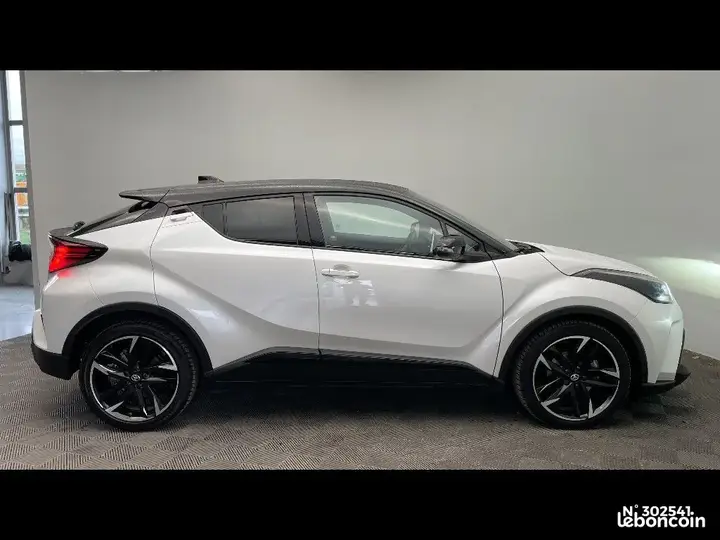 Toyota C-Hr 2023 photo 5