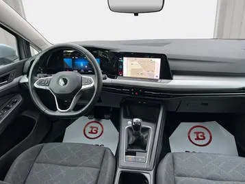 Volkswagen Golf 2022 photo 2