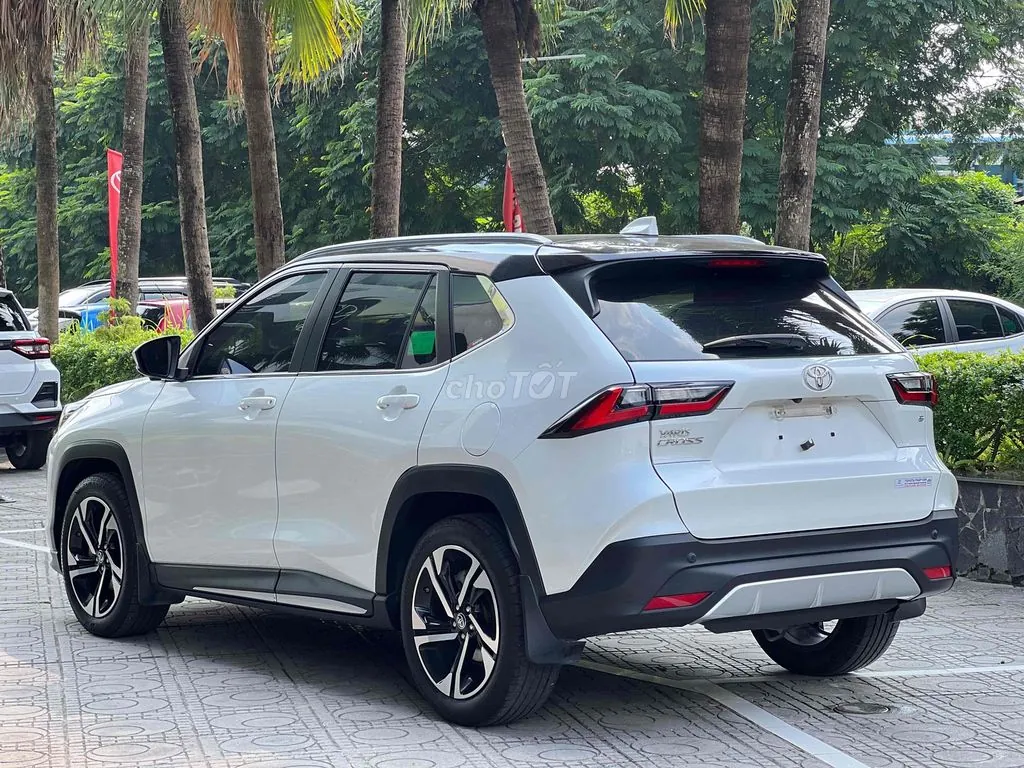 Toyota Yaris Cross 2024 photo 3