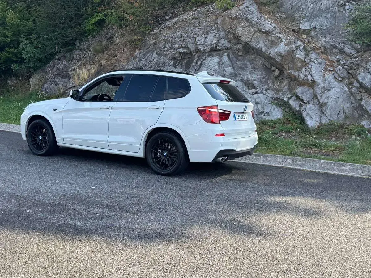 BMW X3 2012 photo 3