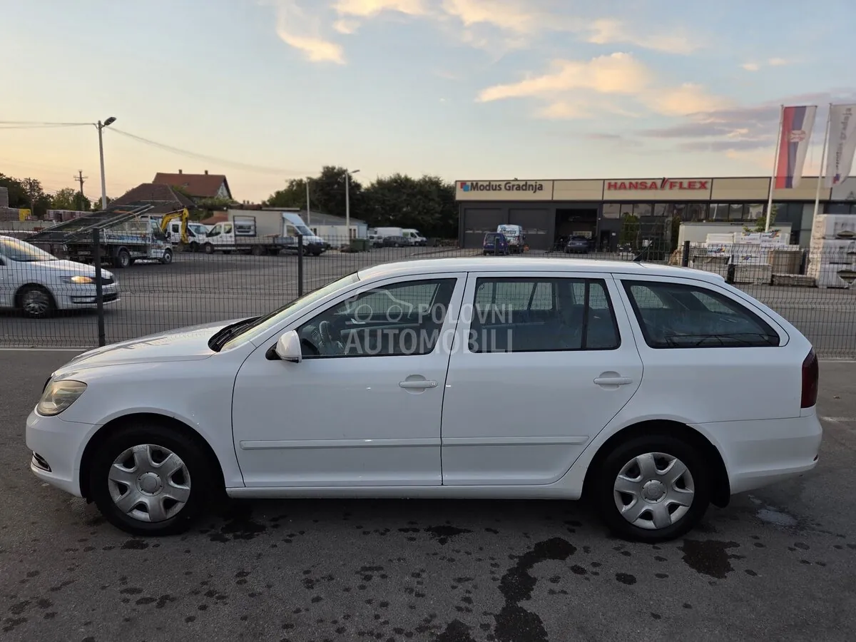 Skoda Octavia 2010 photo 5
