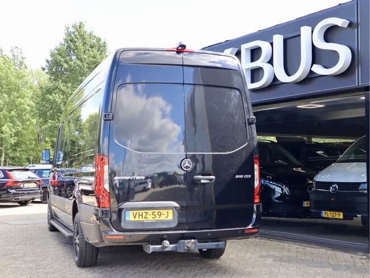Mercedes-Benz Sprinter 2021 photo 3