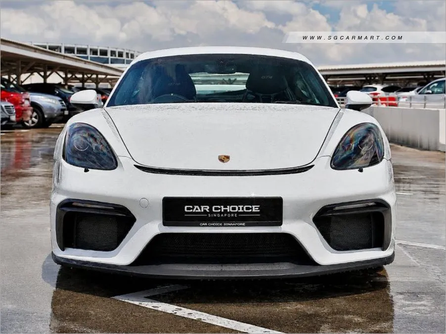 Porsche 718 Cayman Gt4