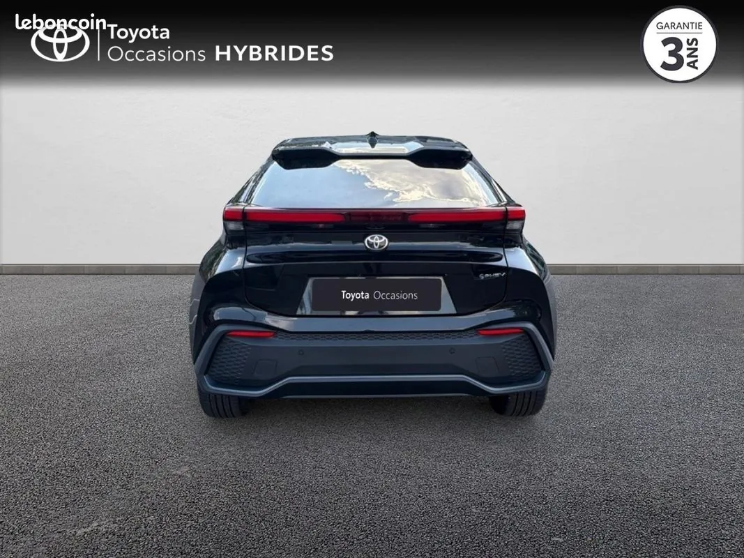 Toyota C-Hr 2025 photo 4