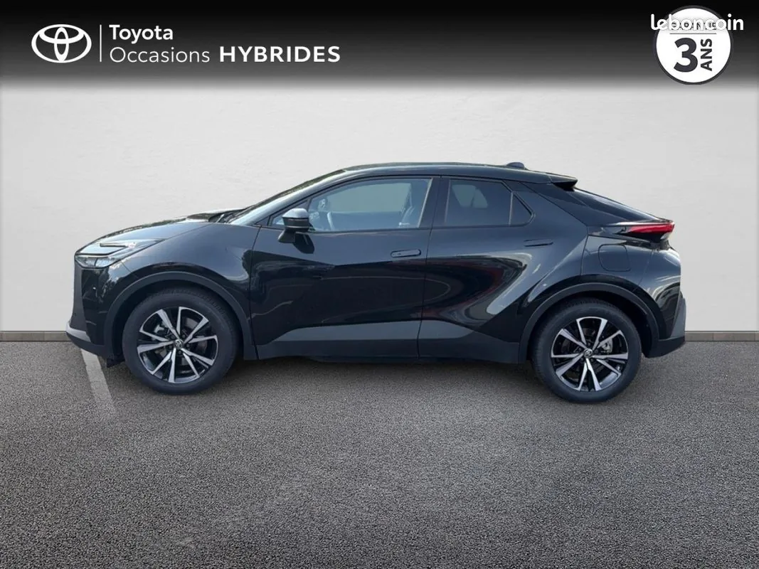Toyota C-Hr 2025 photo 3