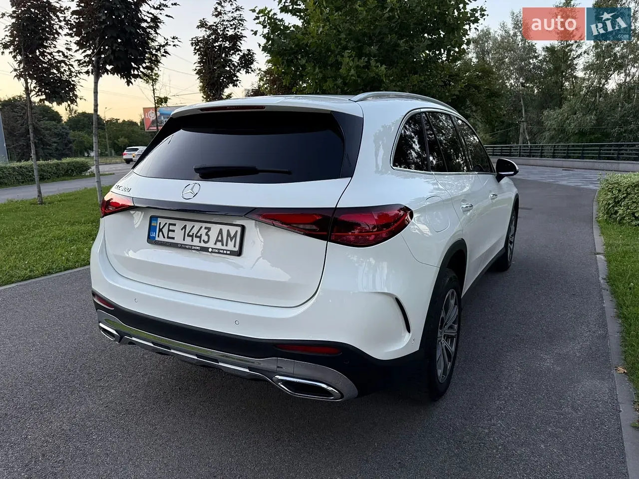 Mercedes-Benz Glc-Class 2023 photo 5