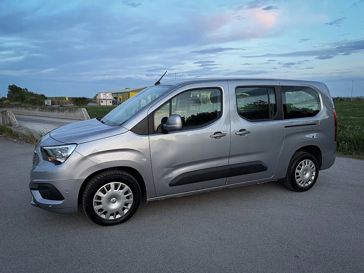 Opel Combo 2019 photo 2
