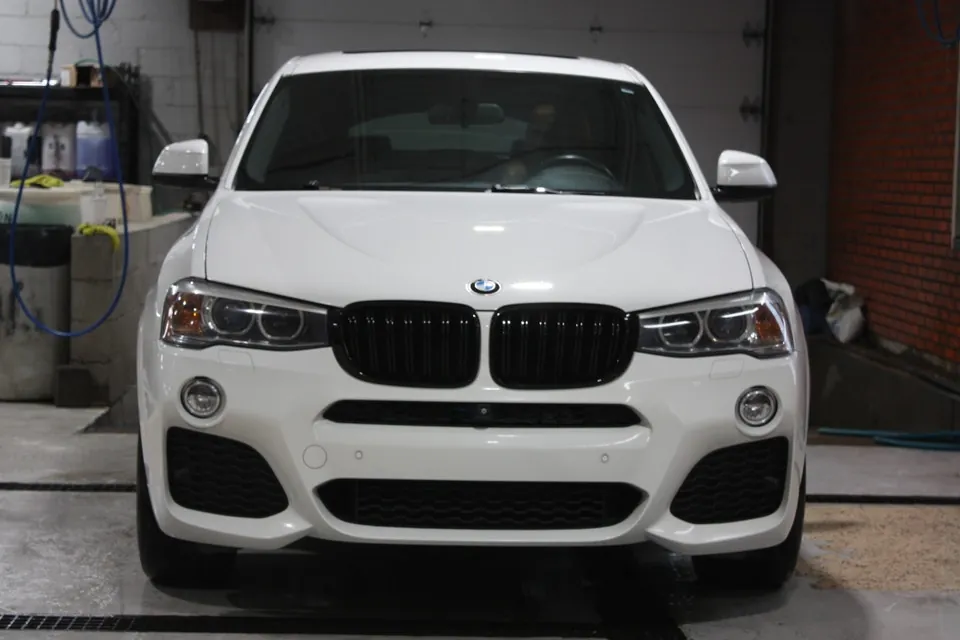 BMW X4 2015 photo 2
