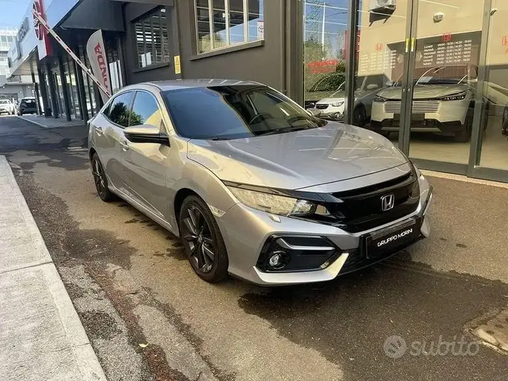 Honda Civic 2019 photo 2