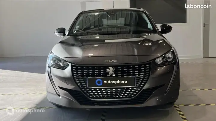 Peugeot 208 2022 photo 2