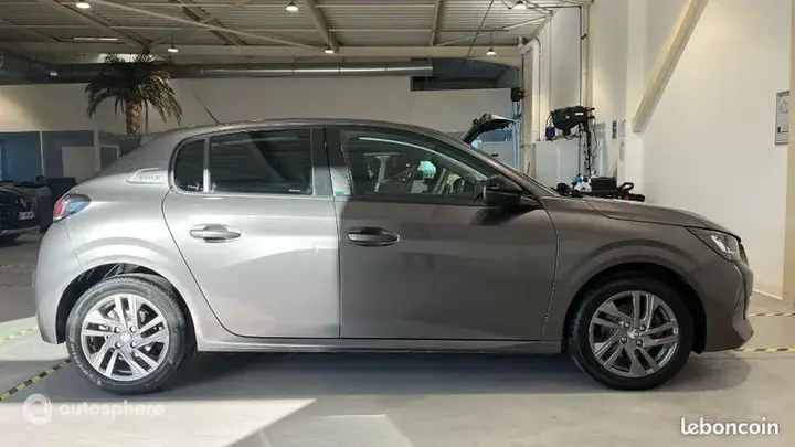 Peugeot 208 2022 photo 4