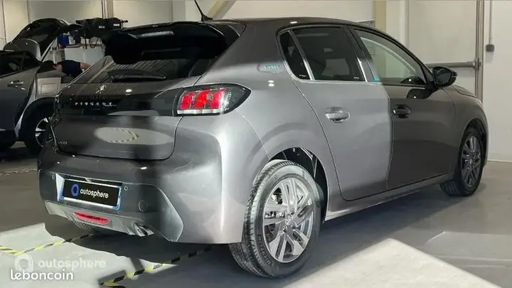 Peugeot 208 2022 photo 5