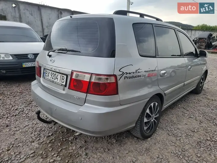 Kia Carens 2004 photo 4