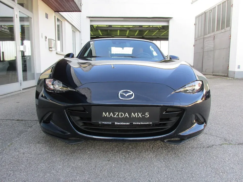 Mazda Mx-5 2023 photo 2
