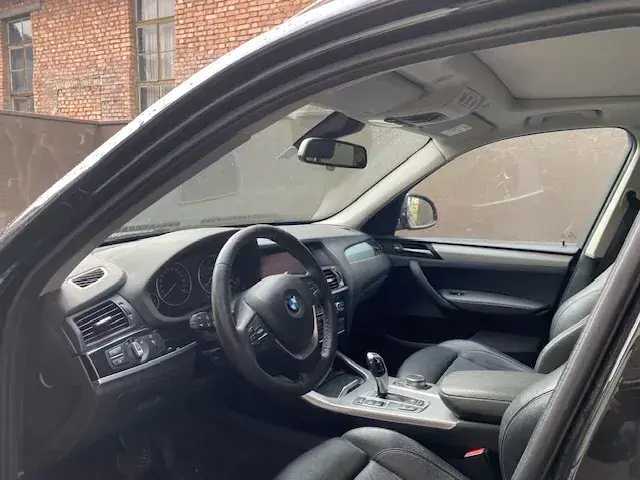 BMW X3 2016 photo 2