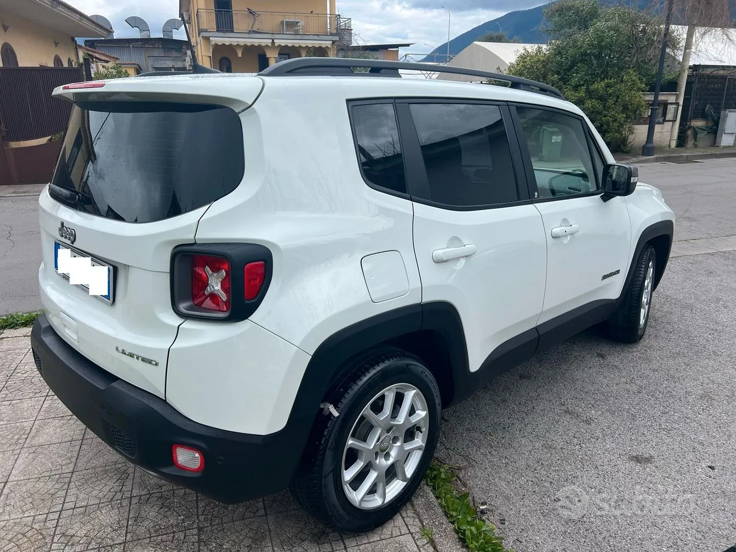 Jeep Renegade 2019 photo 2