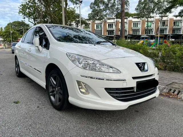 Peugeot 408
