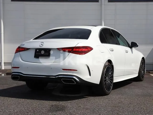 Mercedes-Benz C200 2026 photo 5