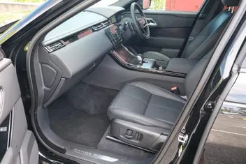 Land Rover Range Rover Velar 2026 photo 5