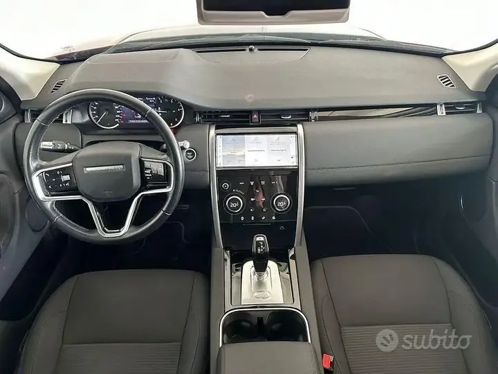 Land Rover Discovery Sport 2021 photo 4