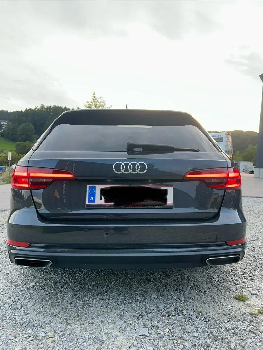 Audi A4 2018 photo 3