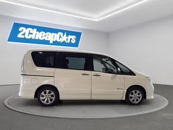 Nissan Serena 2013 photo 5