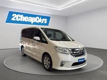 Nissan Serena 2013 photo 3