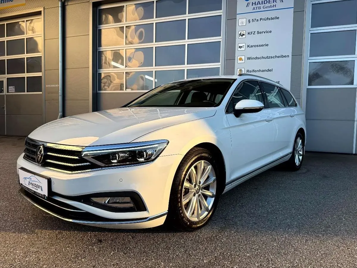 Volkswagen Passat 2022 photo 3