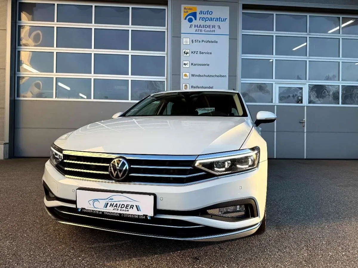 Volkswagen Passat 2022 photo 2