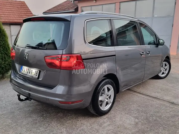 Seat Alhambra 2011 photo 3