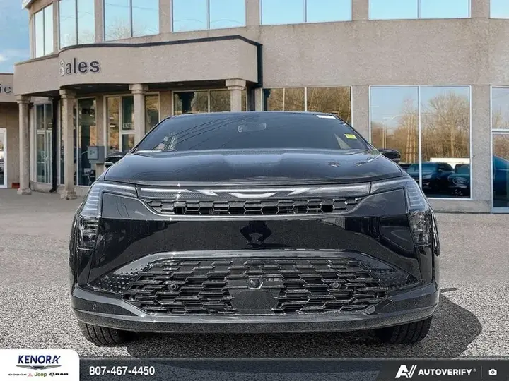 Chrysler Pacifica 2027 photo 3