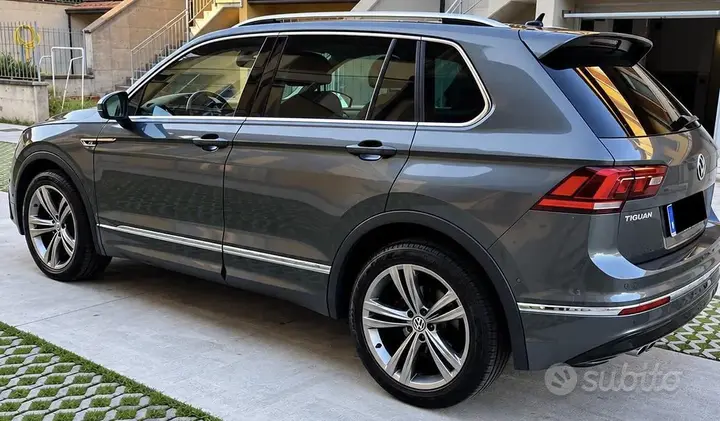 Volkswagen Tiguan 2019 photo 2