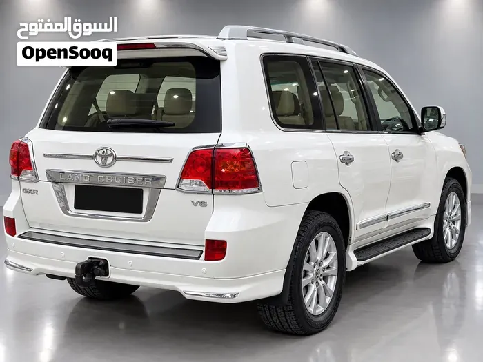 Toyota Land Cruiser 2014 photo 2