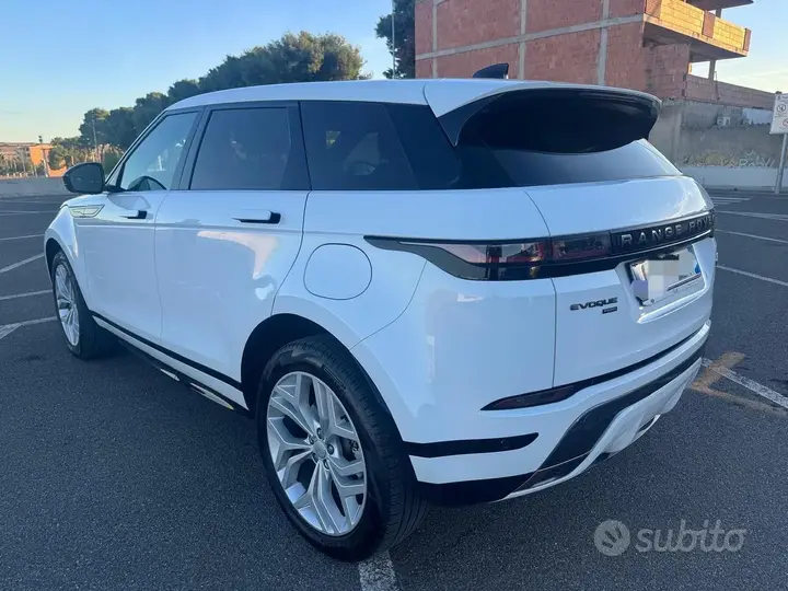 Land Rover Range Rover Evoque 2022 photo 5