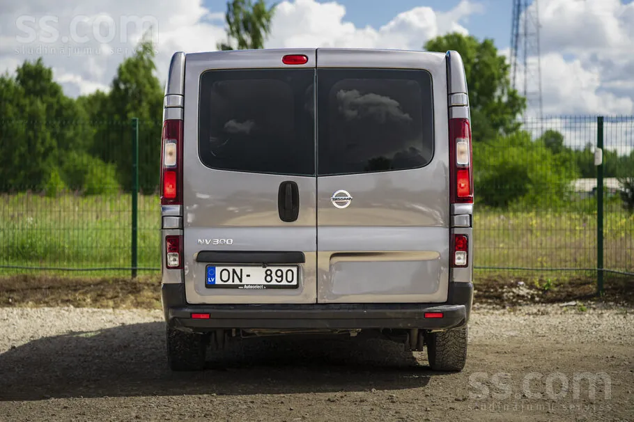 Nissan Nv300 2017 photo 5