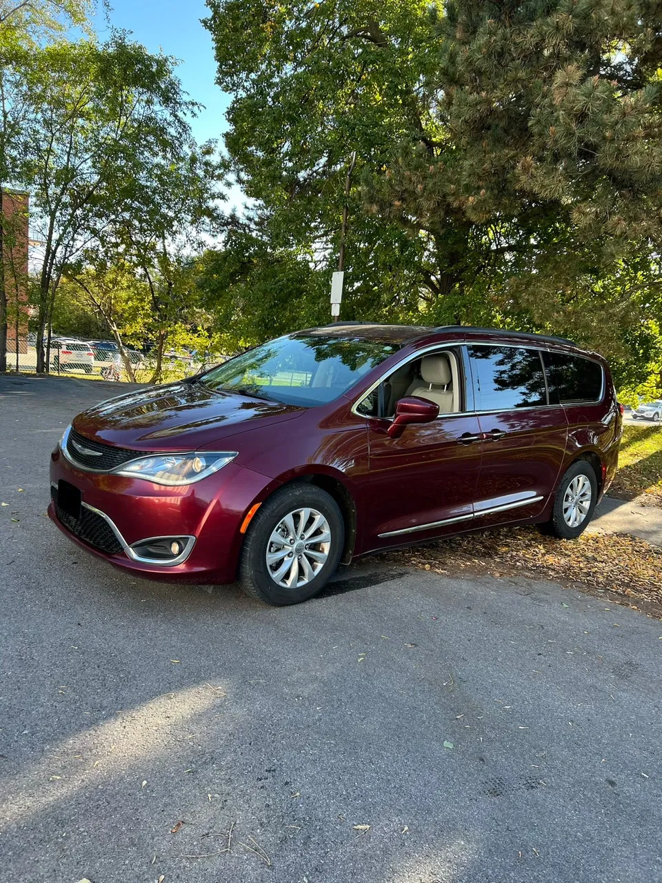 Chrysler Pacifica 2017 photo 3