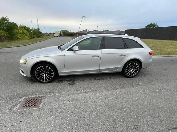 Audi A4 2008 photo 3
