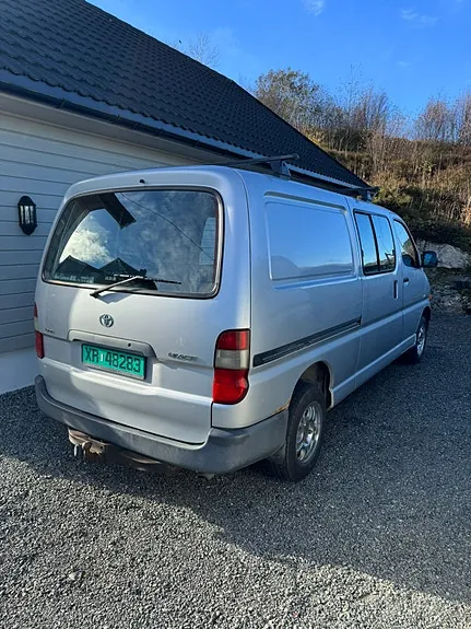 Toyota Hiace 2005 photo 3